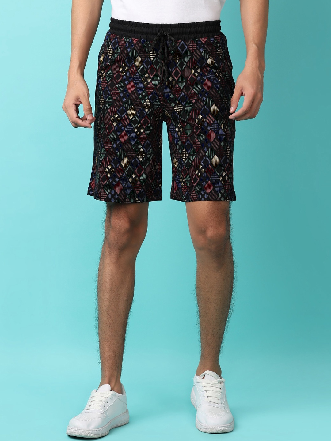 

V-Mart Men Floral Printed Shorts, Black