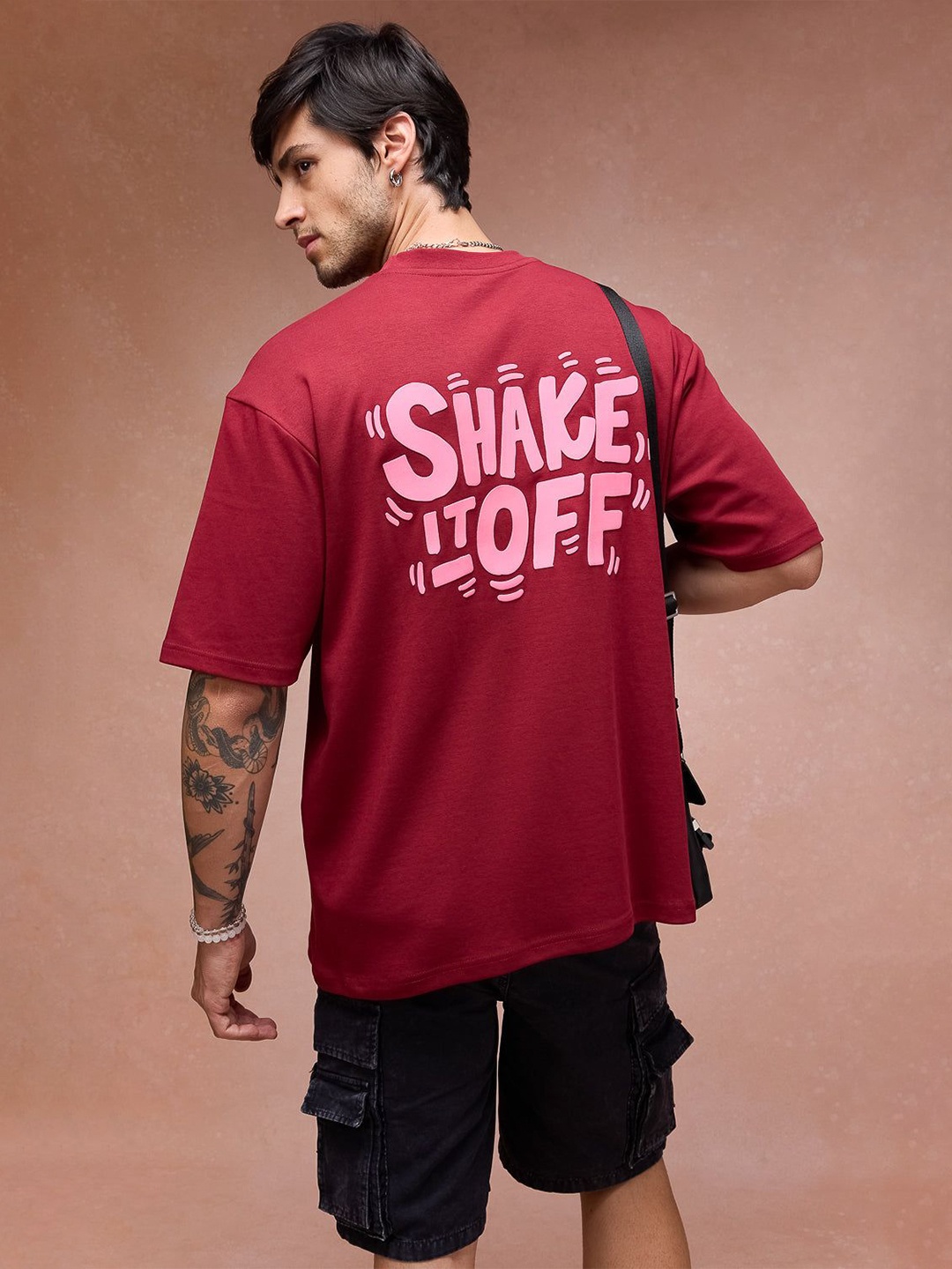 

FREAKINS Men Typography Printed Round Neck Oversized T-shirt, Red