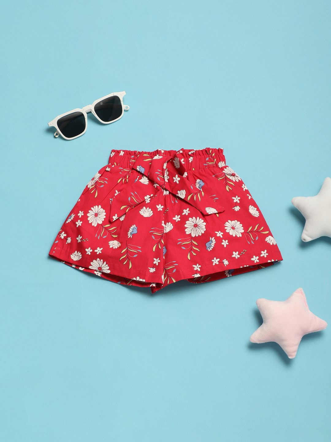 

V-Mart Girls Printed Shorts, Red