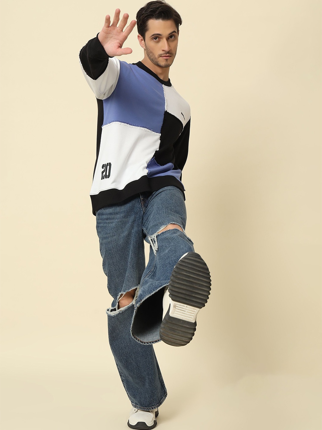 

PockMAN Men Colorblocked Round Neck Pillover Sweatshirt, Black