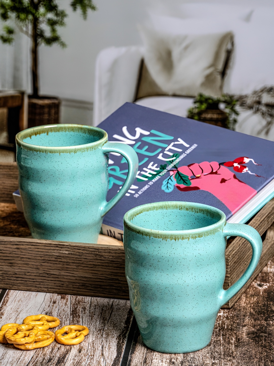 

White Gold Blue Printed Porcelain Glossy Mugs Set of Cups and Mugs