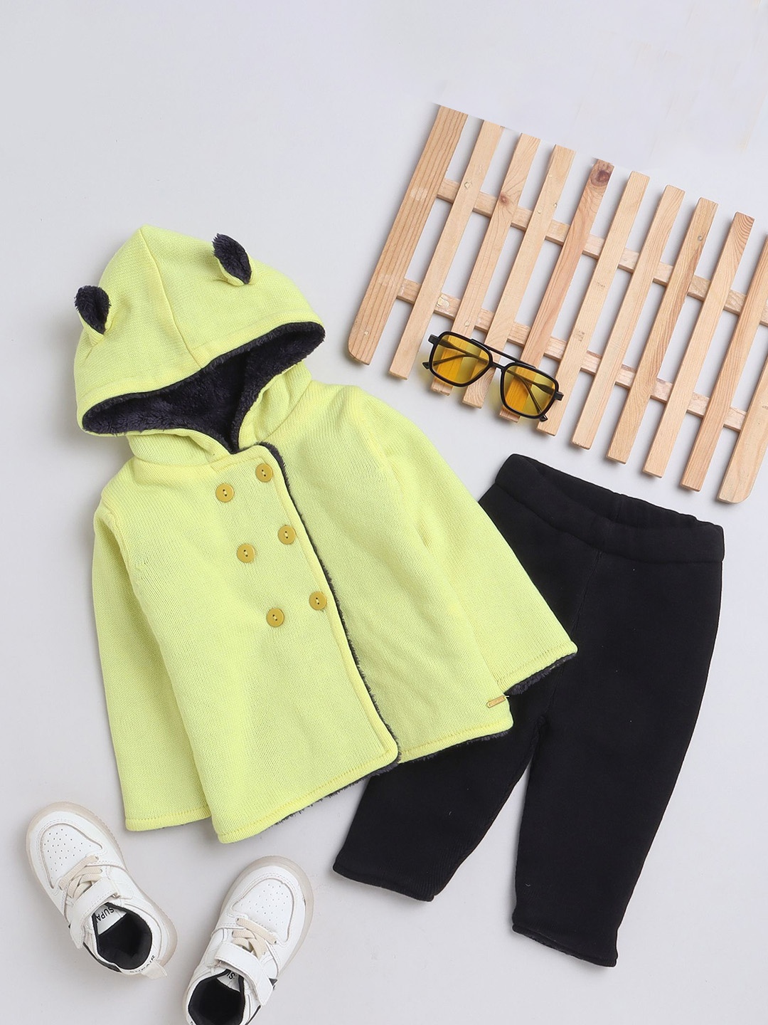 

Yellow Apple Infants Thermal Set, Green