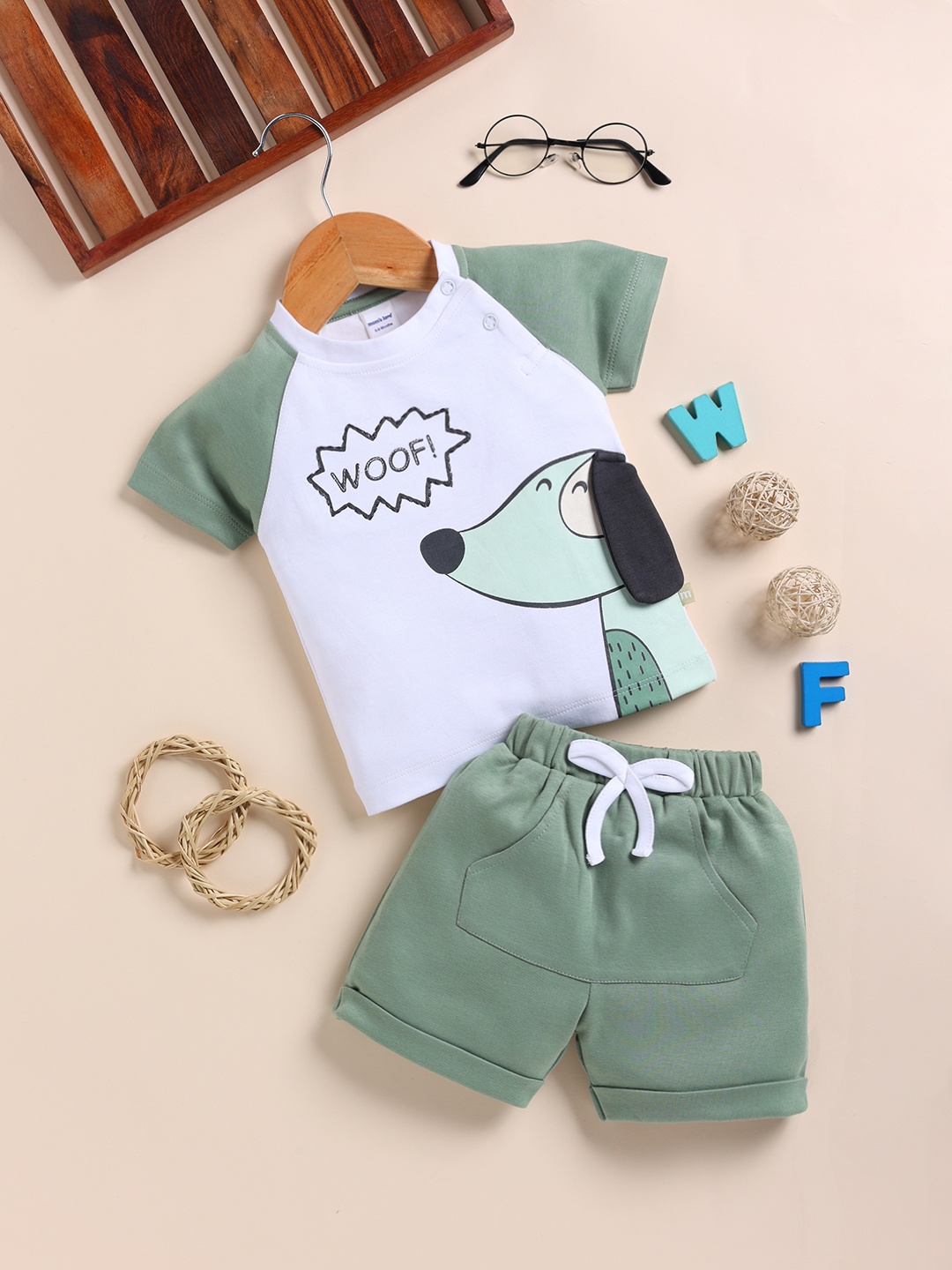

Moms Love Infant Boys Cotton Printed T-shirt with Shorts, White