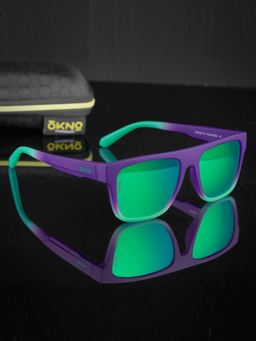 

OKNO Unisex Square Sunglasses with Polarised and UV Protected Lens OKHeliosWDC1-Green