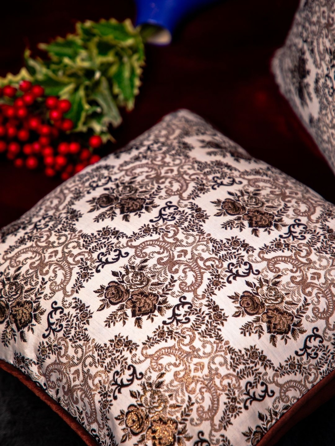 

STUDIOHMK Off White & Brown Ethnic Motifs Velvet Square Cushion Covers