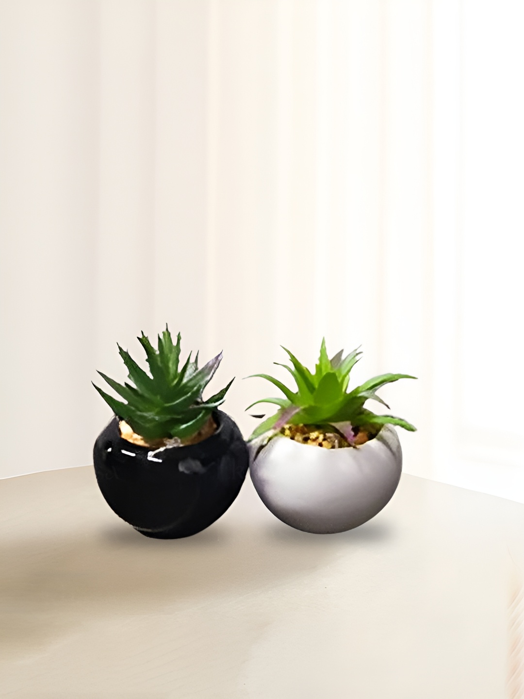 

Ekhasa Green 2 Pieces Artificial Plant With Pot
