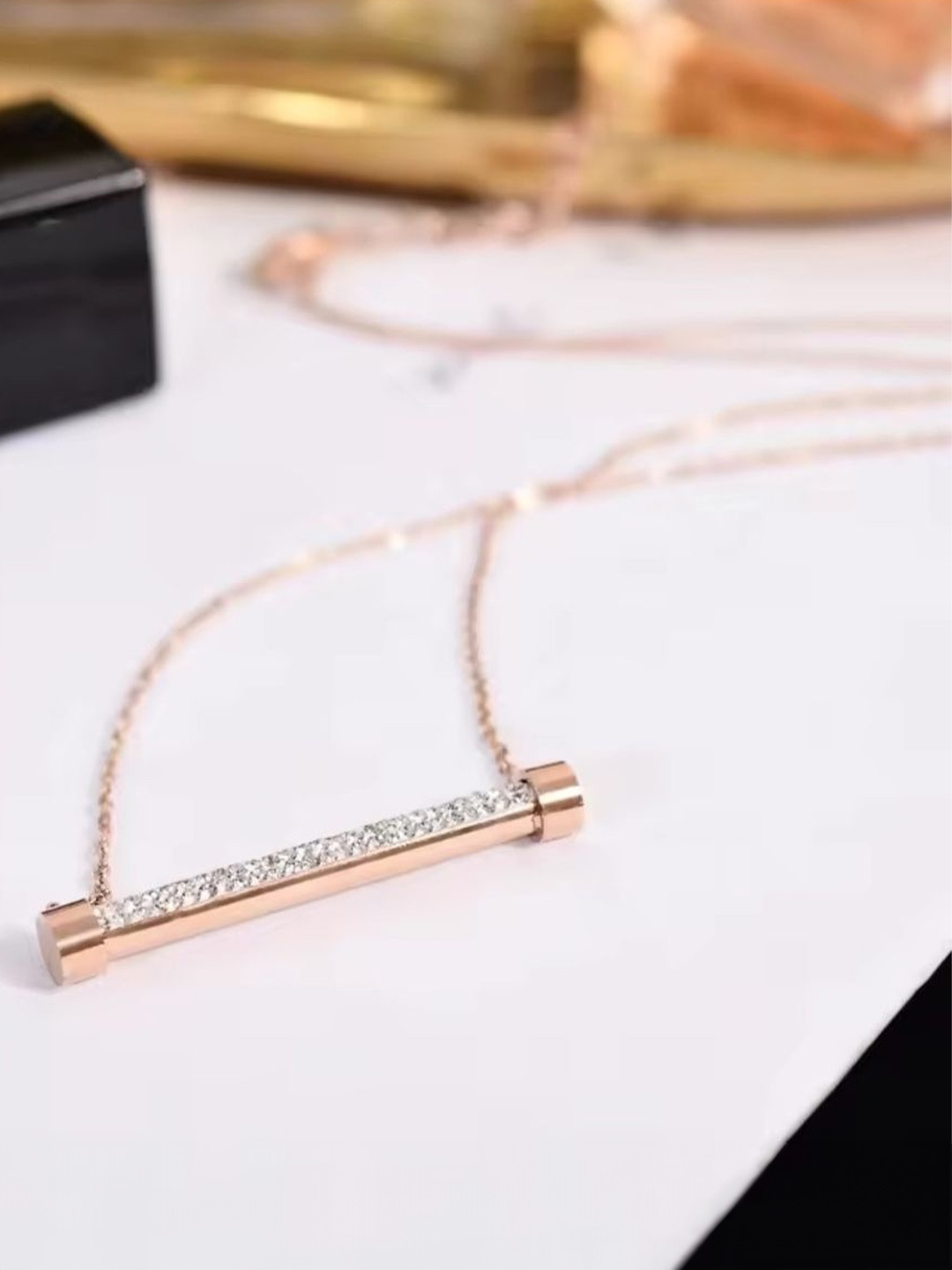 

SALTY Rose Gold-Plated Artificial Stones Necklace