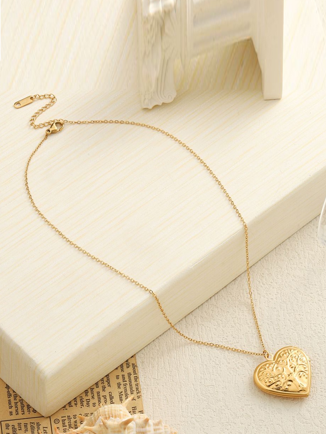 

SALTY Necklace, Gold