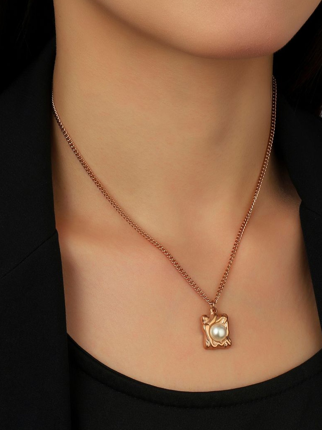 

SALTY Minimal Stainless Steel Necklace, Rose gold