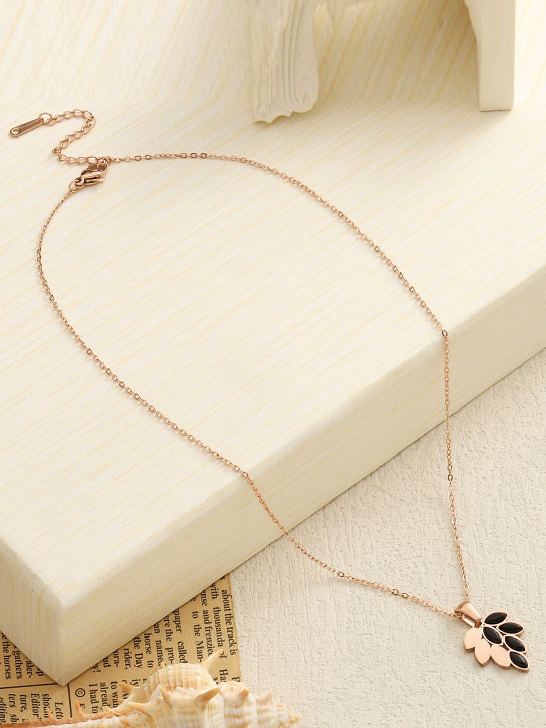 

SALTY Necklace, Rose gold