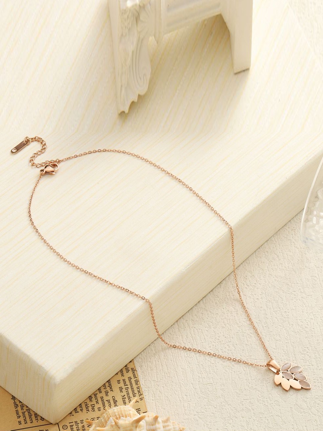 

SALTY Women Necklace, Rose gold