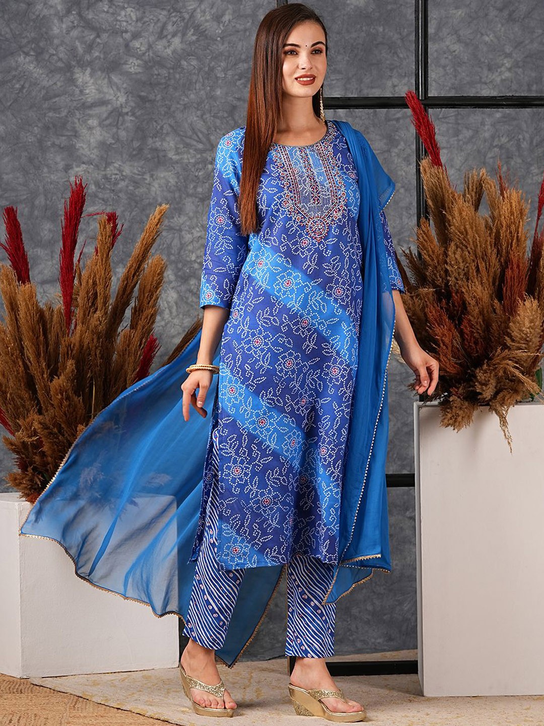 

Anni Designer Women Bandhani Printed Regular Aari Work Kurta set, Blue