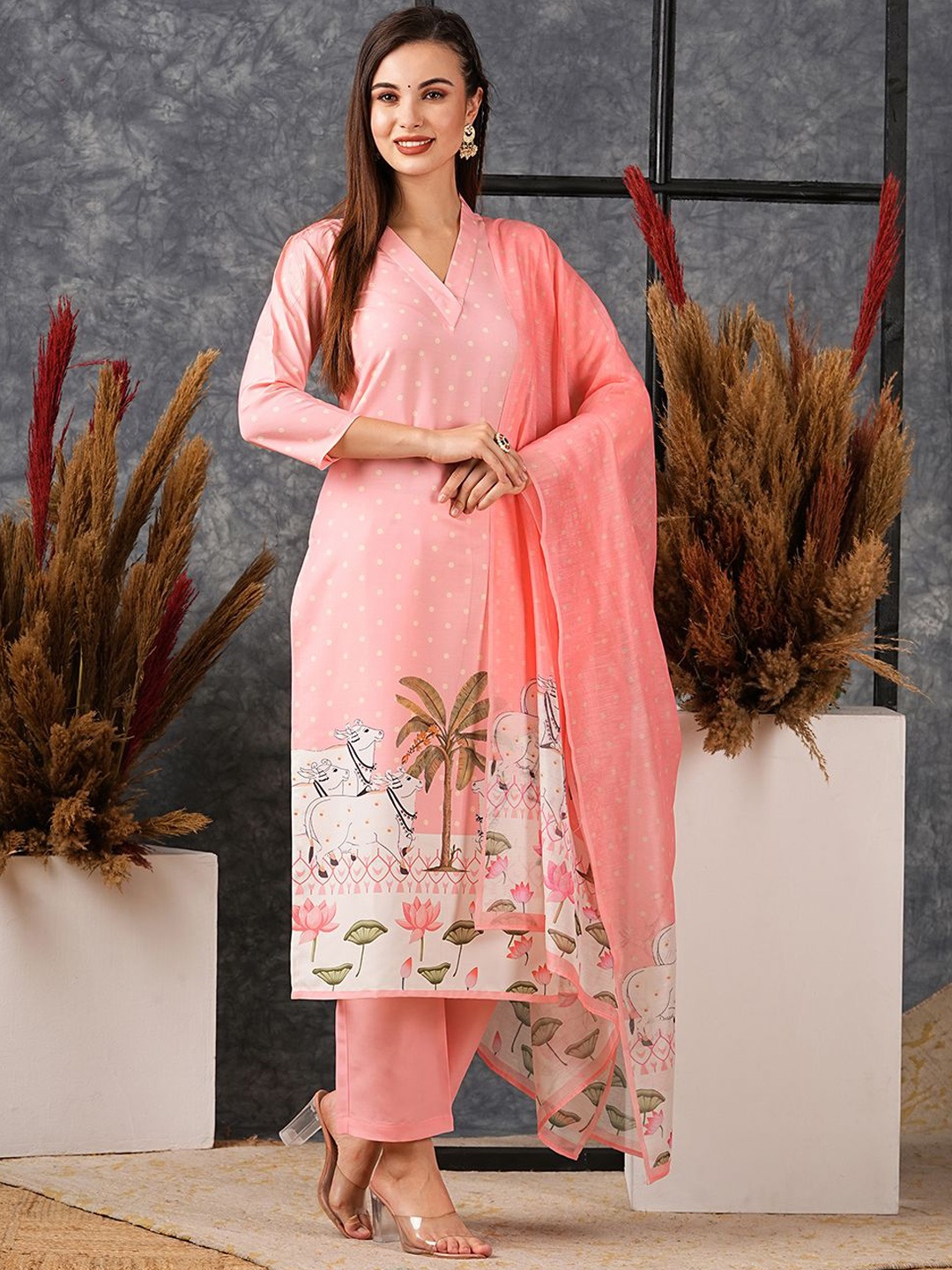 

Anni Designer Women Floral Printed Regular Kurta with Trousers & With Dupatta, Pink