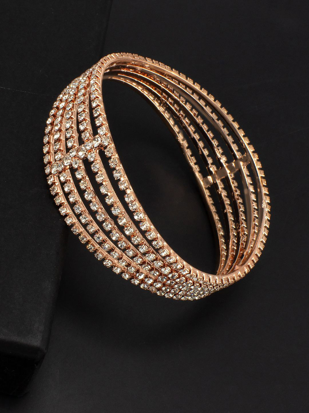 

PRIVIU Rose Gold Plated Rhinestone Studded Bangle