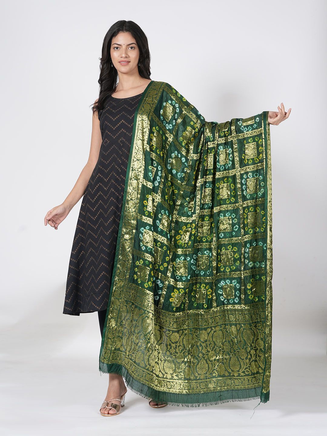 

MUFFLY Woven Design Bandhani Dupatta, Green