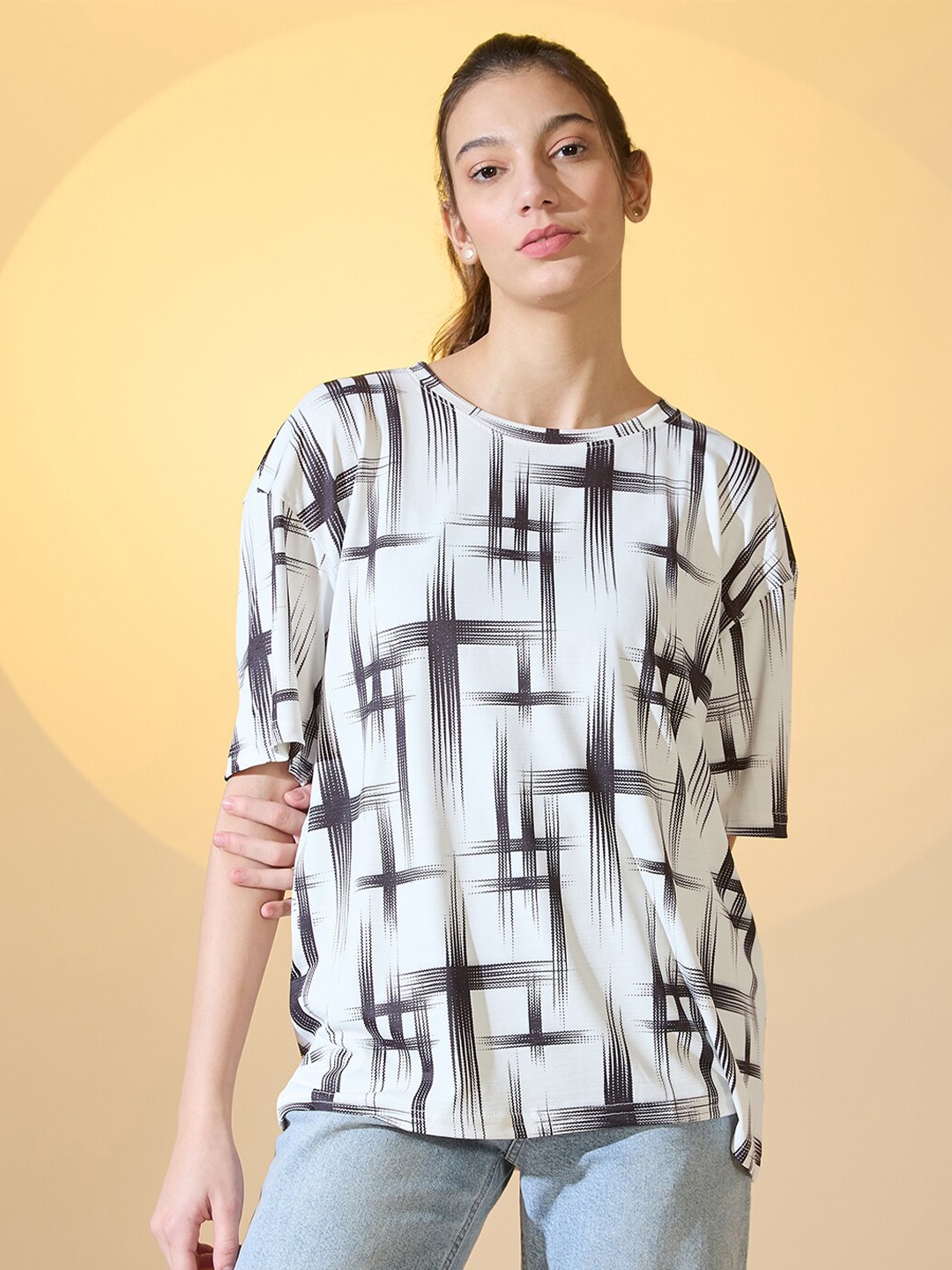 

DressBerry Women Abstract Printed Round Neck Oversized T-shirt, White
