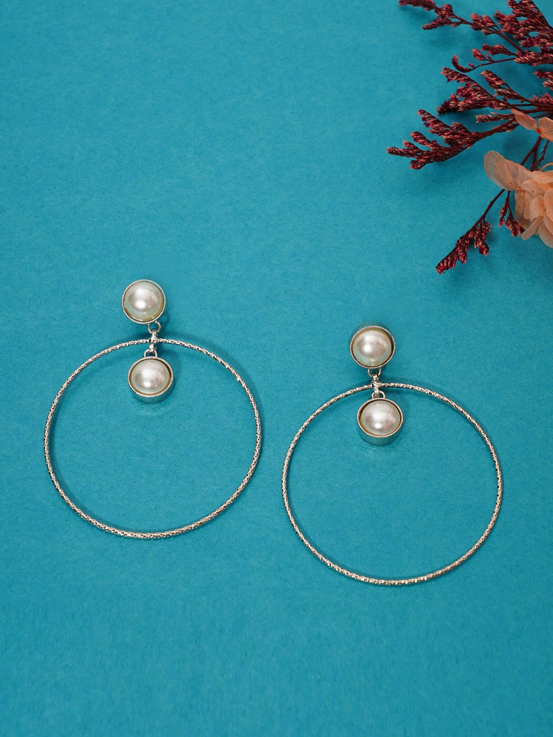 

Designbox Women Circular Hoop Earrings, Gold