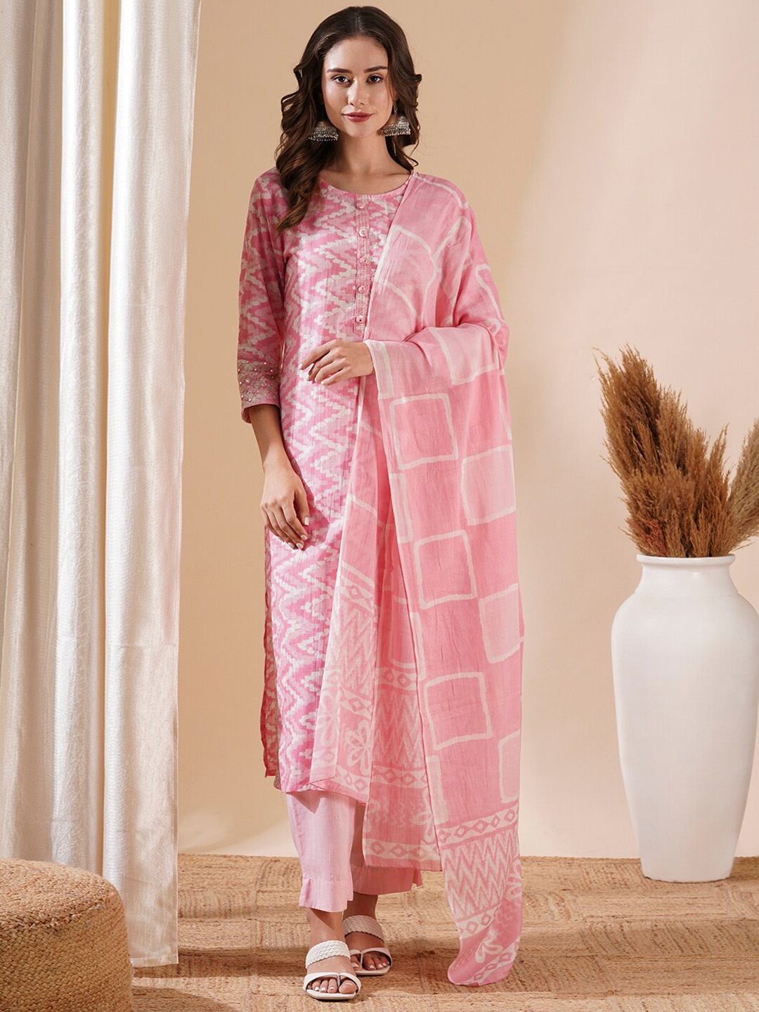 

FASHOR Women Printed Regular Mirror Work Pure Cotton Kurta with Trousers & Dupatta, Pink