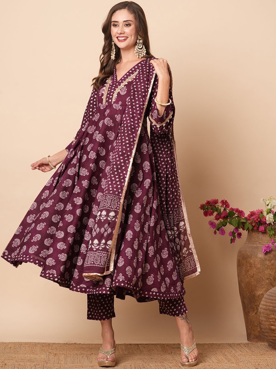 

FASHOR Women Floral Printed Regular Pure Cotton Kurta with Trousers & With Dupatta, Burgundy