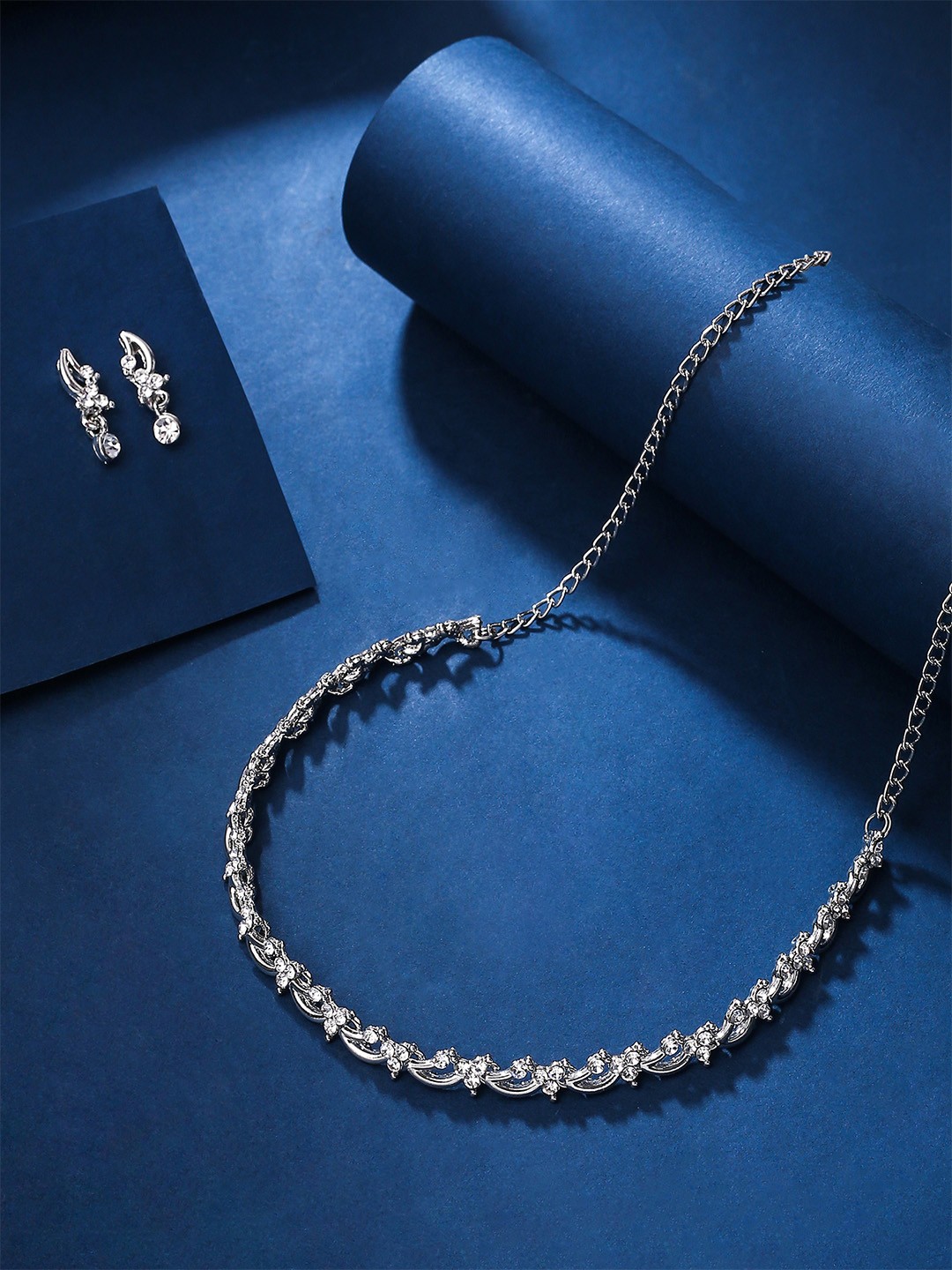 

Yellow Chimes Women Rhodium Plated Crystals Studded Jewellery Set, Silver