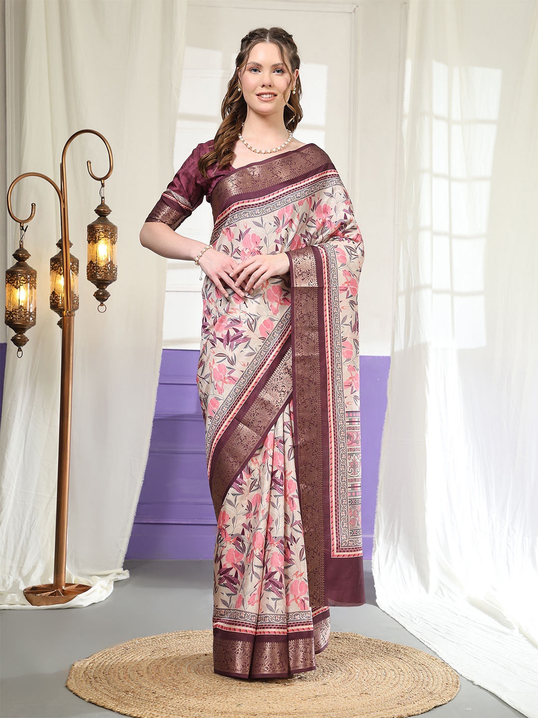 

PRATIBIMB Floral Zari Pure Silk Saree, Maroon