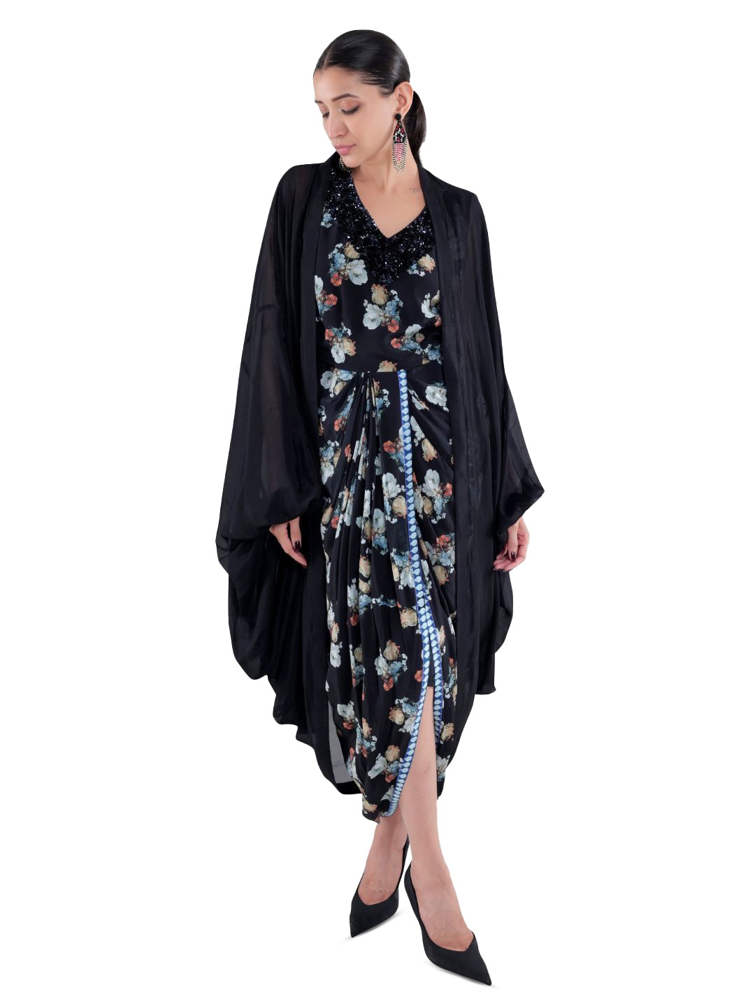 

JYO DAS Floral Print Sleeveless V-neck Geathered Hem Midi Dress With Shrug, Black