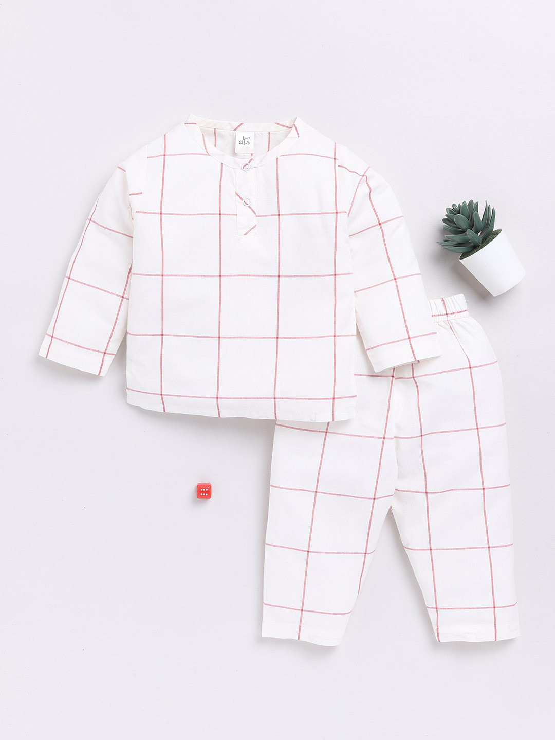

Graphic Girls Printed Night suit, Red