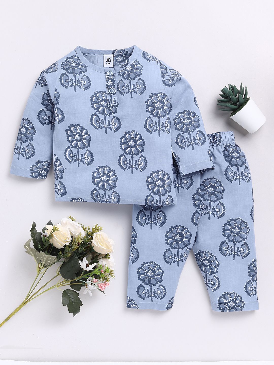 

Clt.s Girls Printed Night suit, Blue