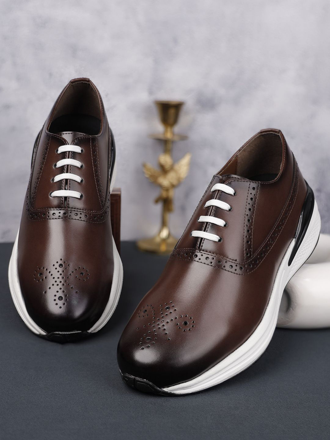 

LOUIS STITCH Men American Tan Leatherette Sneaker Cushioned Casual Shoes