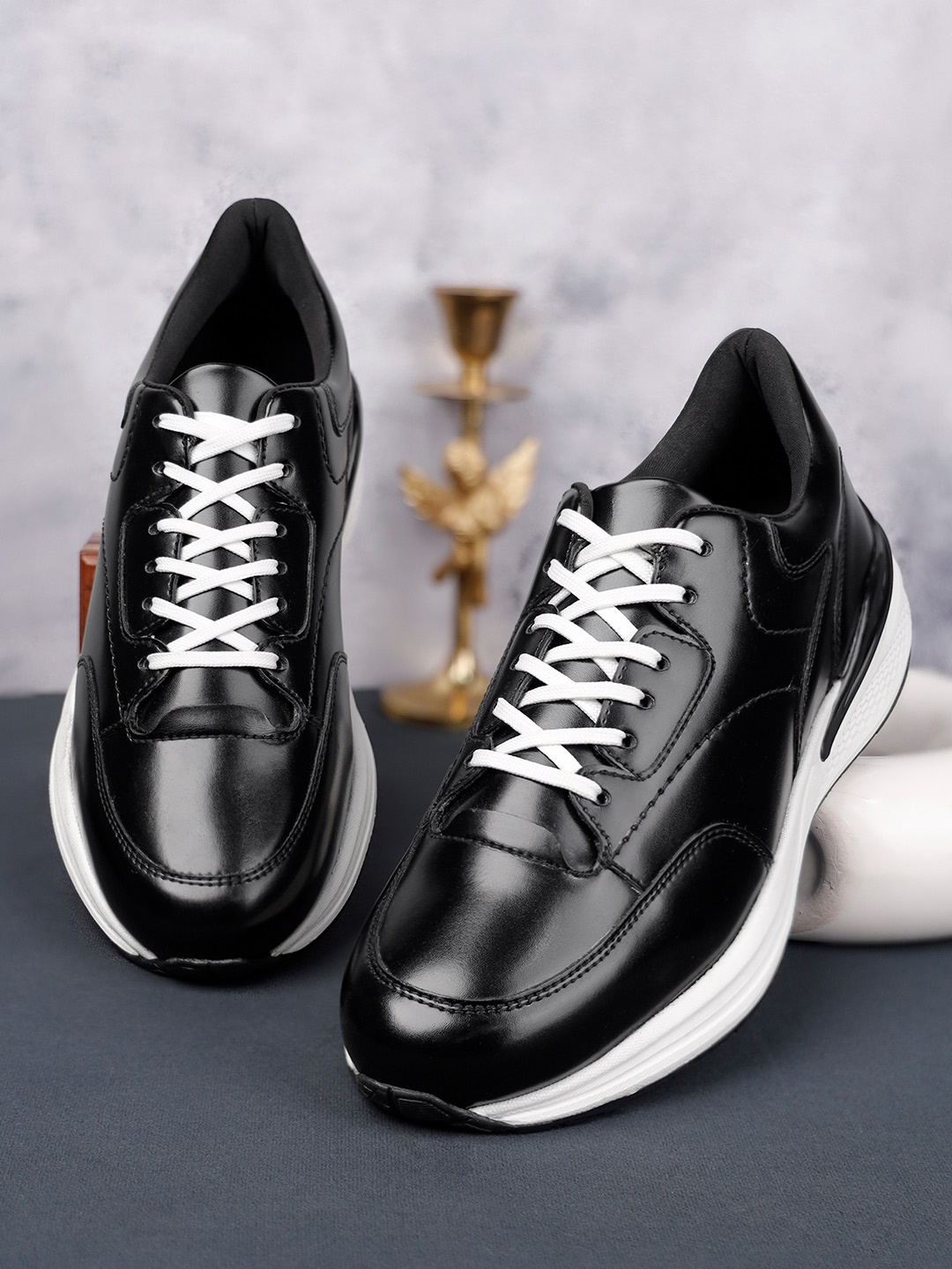 

LOUIS STITCH Men Leatherette Sneaker Cushioned Casual Shoes, Black