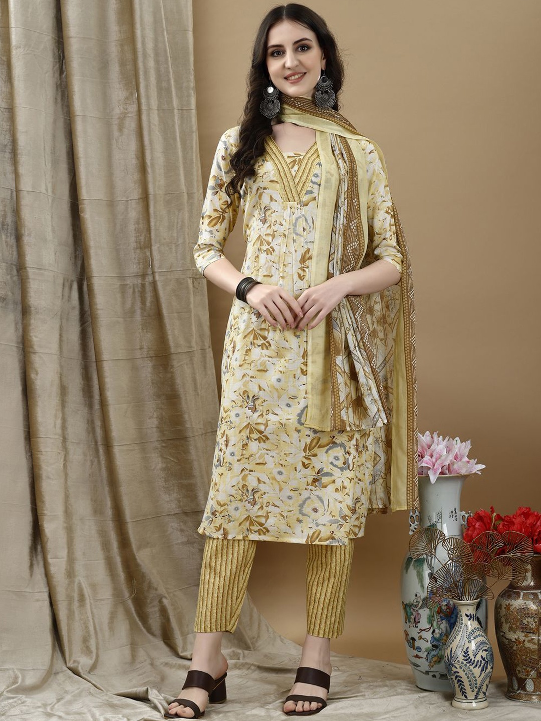 

KALINI Women Floral Printed Regular Kurta with Trousers & Dupatta, Yellow