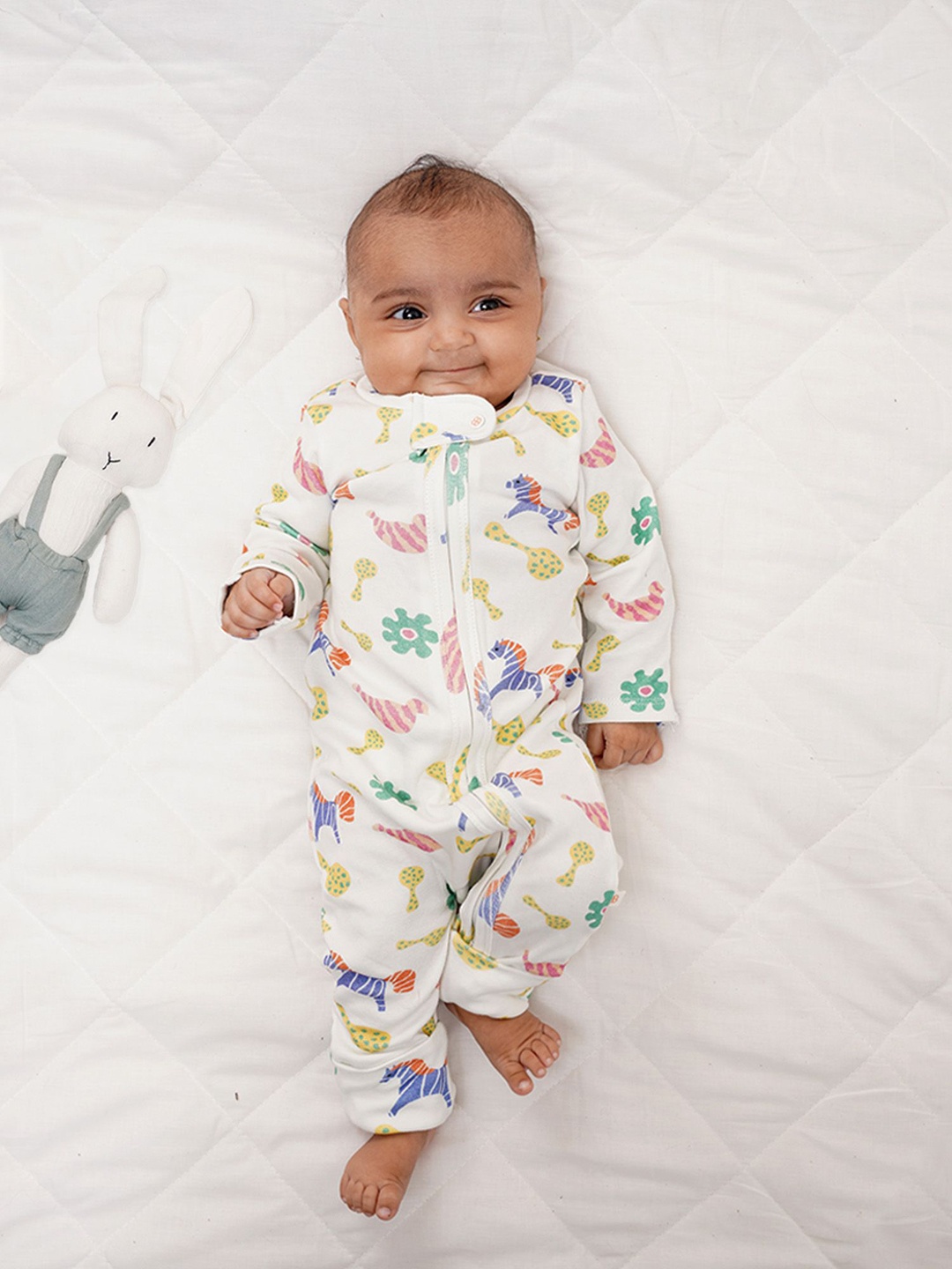 

GREENDIGO Unisex Kids Printed Sleepsuit, White