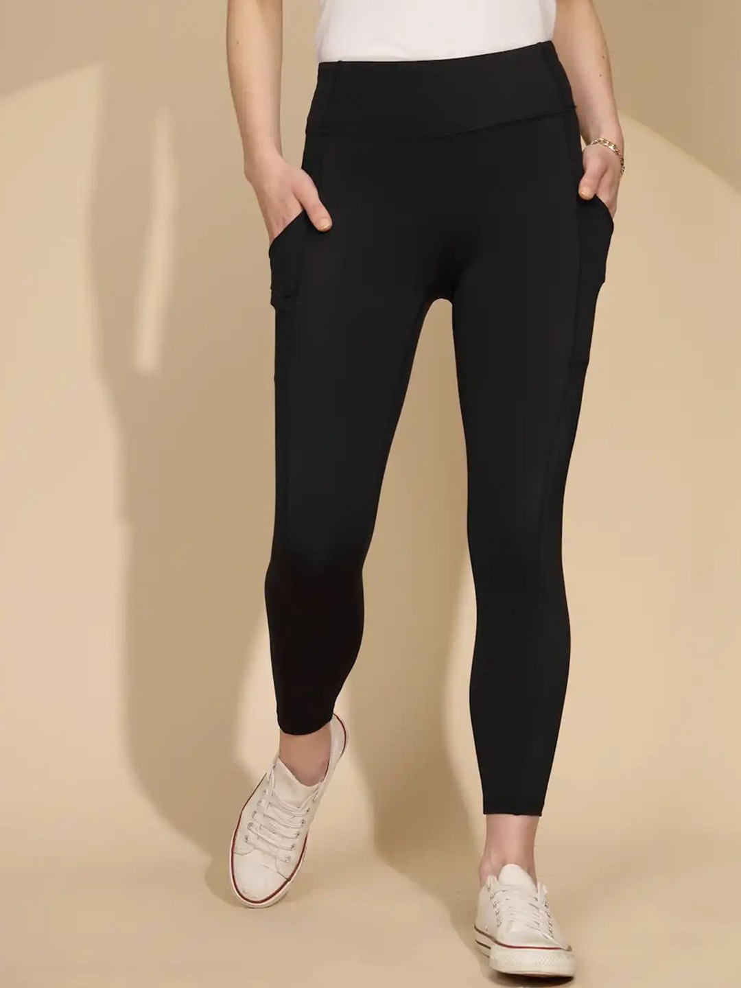 

Global Republic Slim-Fit High-Waisted Tights, Black