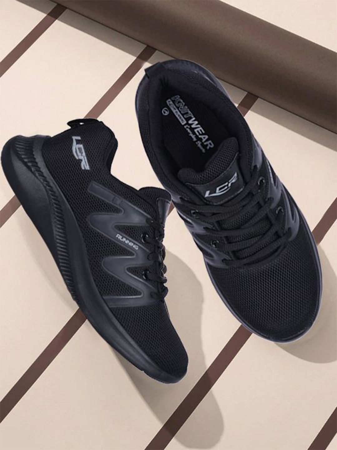 

Lancer Men Mesh Walking Shoes, Black