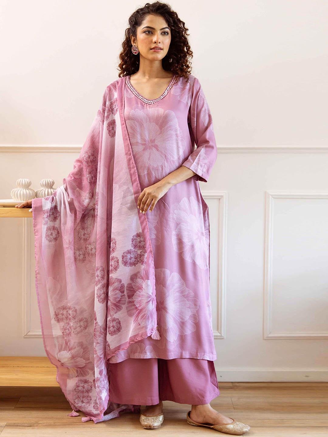 

KALINI Women Floral Printed Sequinned Kurta with Palazzos & With Dupatta, Peach