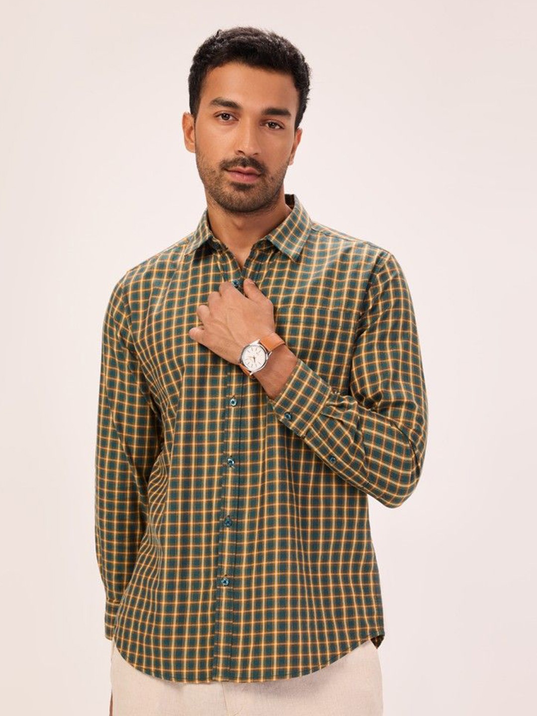

Bombay High Men Comfort Opaque Checked Cotton Casual Shirt, Green