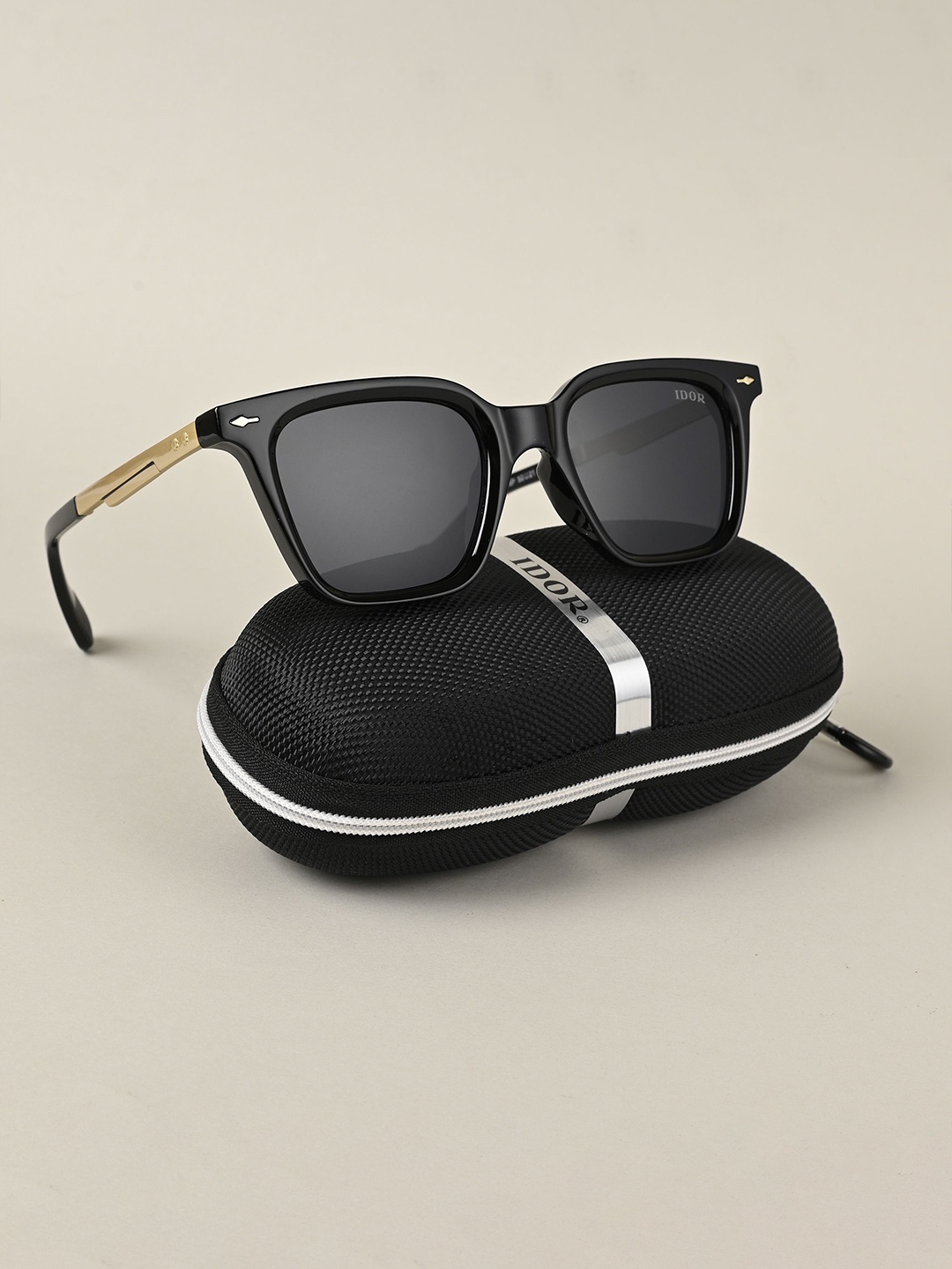 

IDOR Unisex Square Sunglasses with Polarised and UV Protected Lens ID-98175-C1-Black