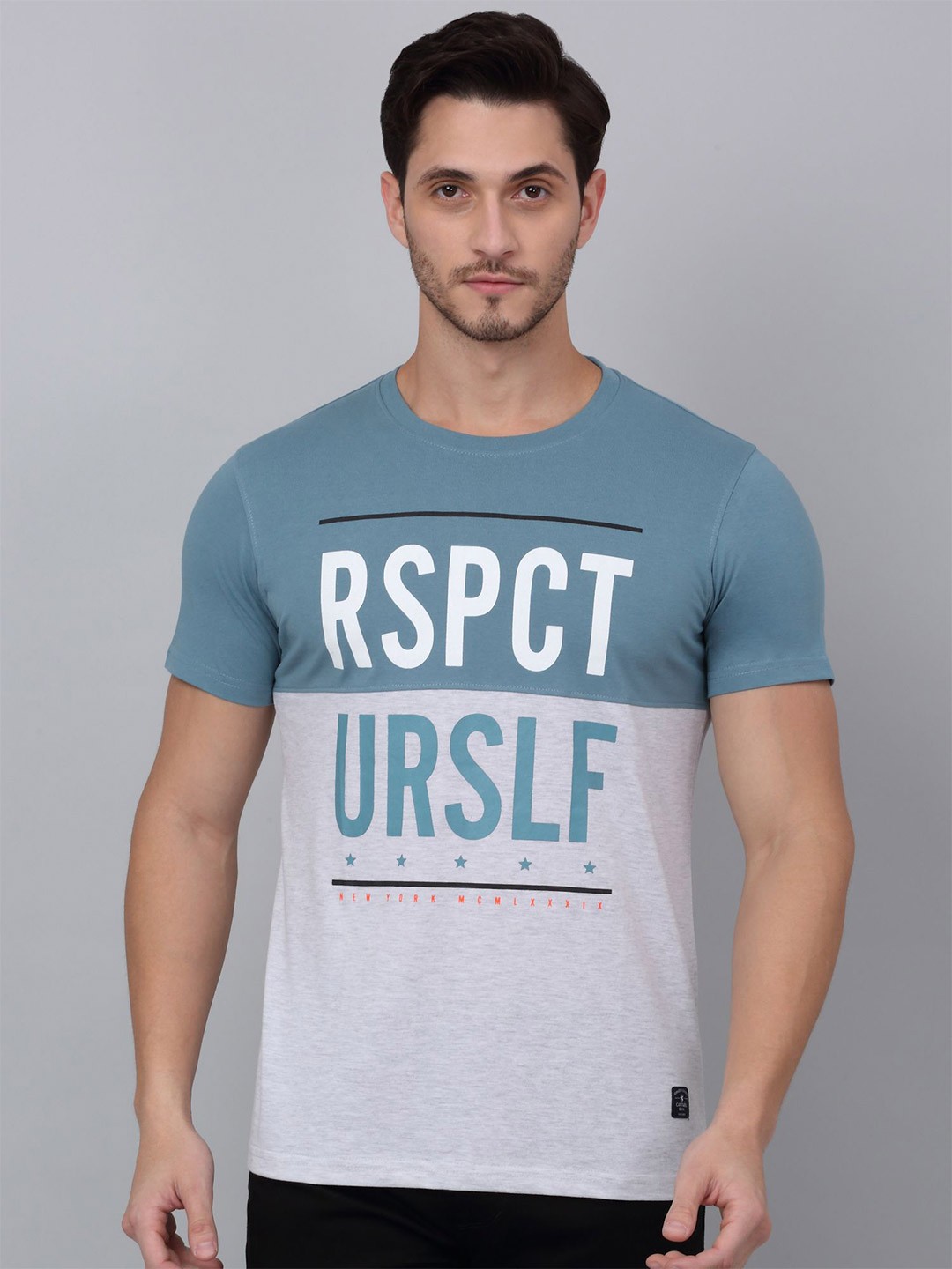 

Cantabil Men Typography Printed Applique Round Neck T-shirt, Teal