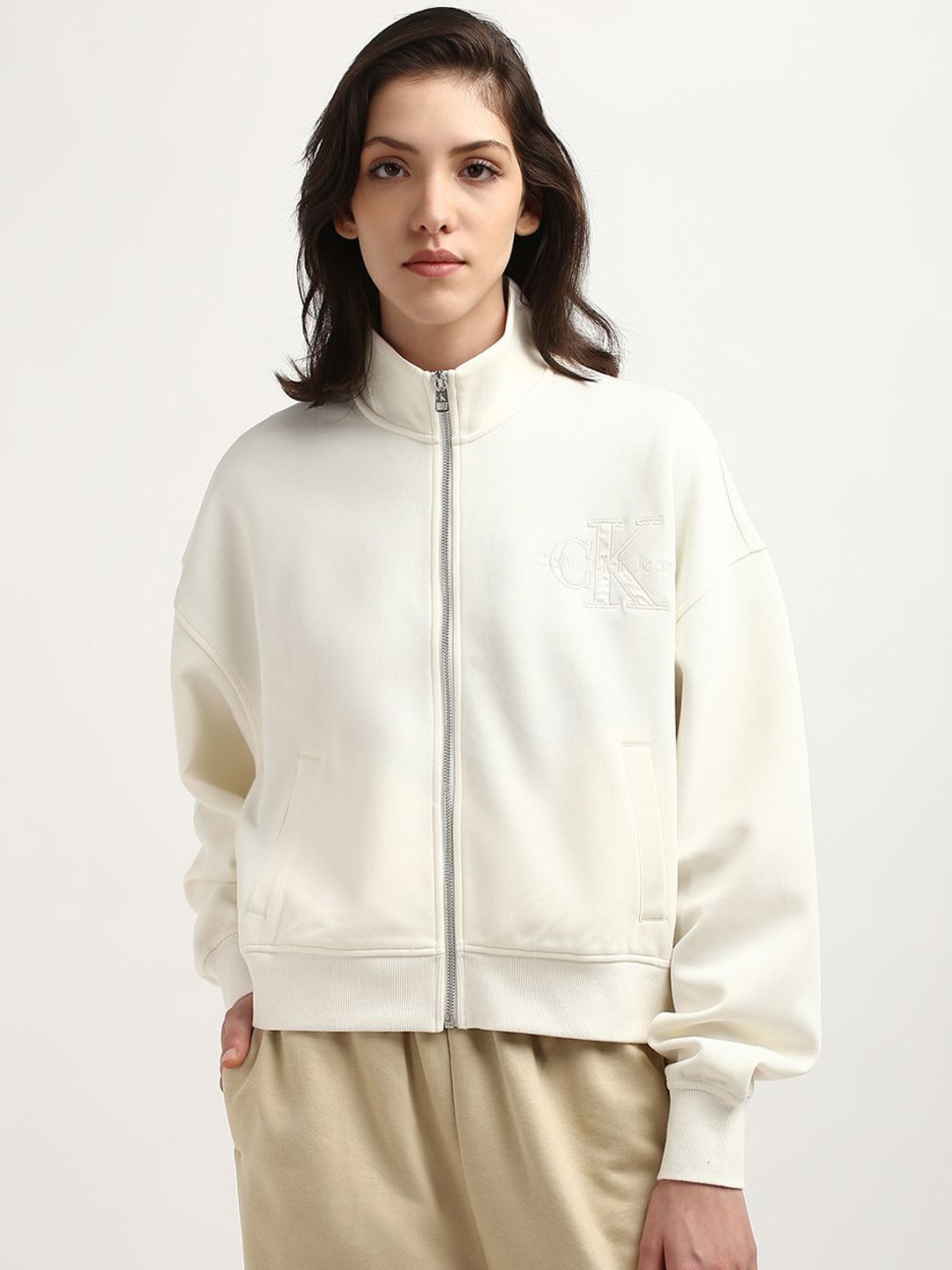 

Calvin Klein Jeans Women Bomber with Embroidered Jacket, Off white