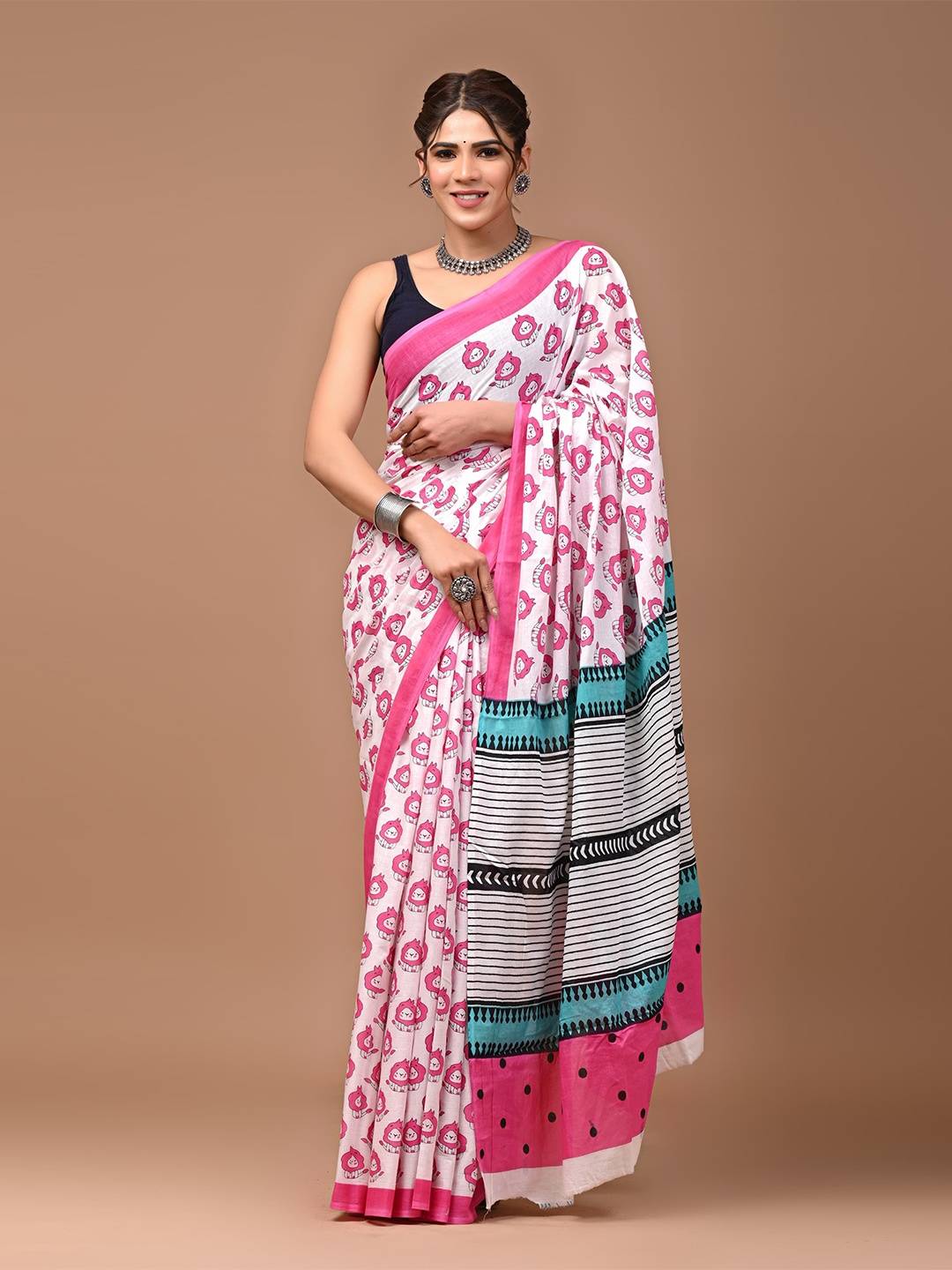 

Shivanya Handicrafts Pure Cotton Block Print Saree, White