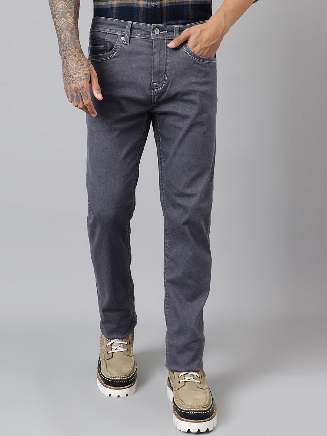 

Woodland Men Slim Fit Low Distress Jeans, Grey