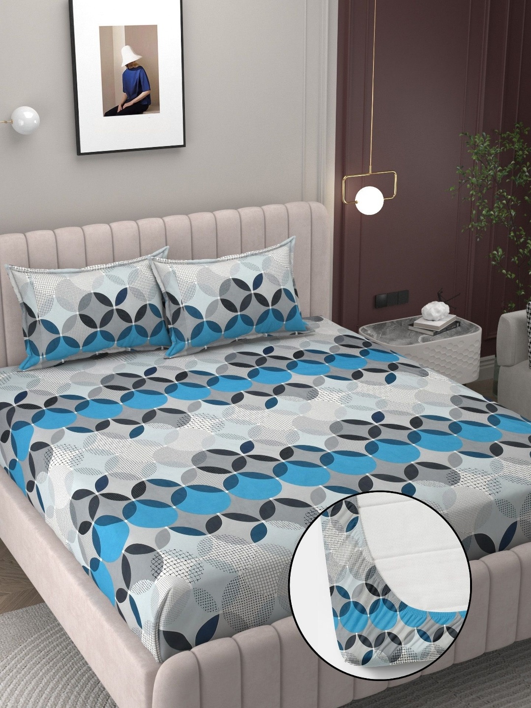 

Bromwick Blue Geometric Printed 250 TC King Bedsheet with 2 Pillow Covers