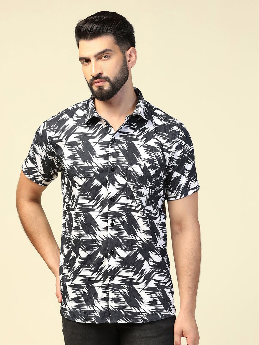 

TAHVO Men Comfort Printed Cotton Casual Shirt, Black