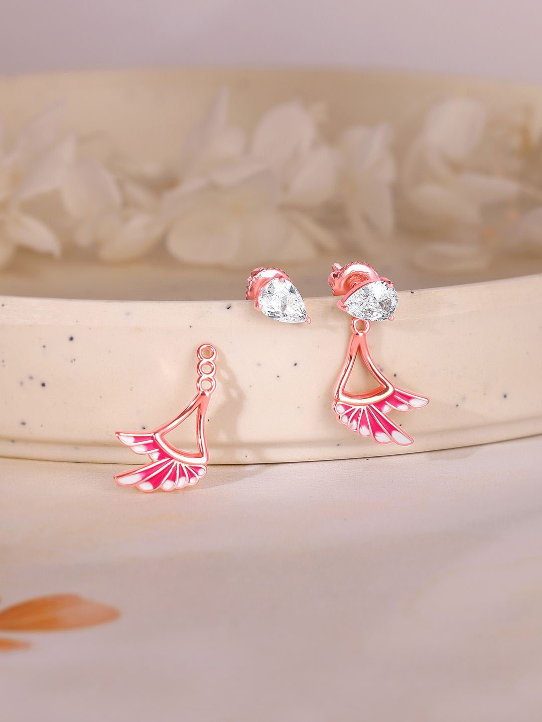 

GIVA Contemporary Studs Rose Gold Women Earrings