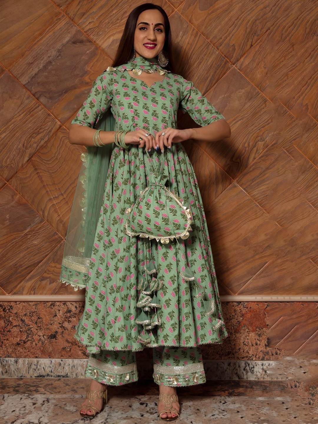 

Pomcha Women Floral Printed Gotta Patti Pure Cotton Kurta with Palazzos & With Dupatta, Green