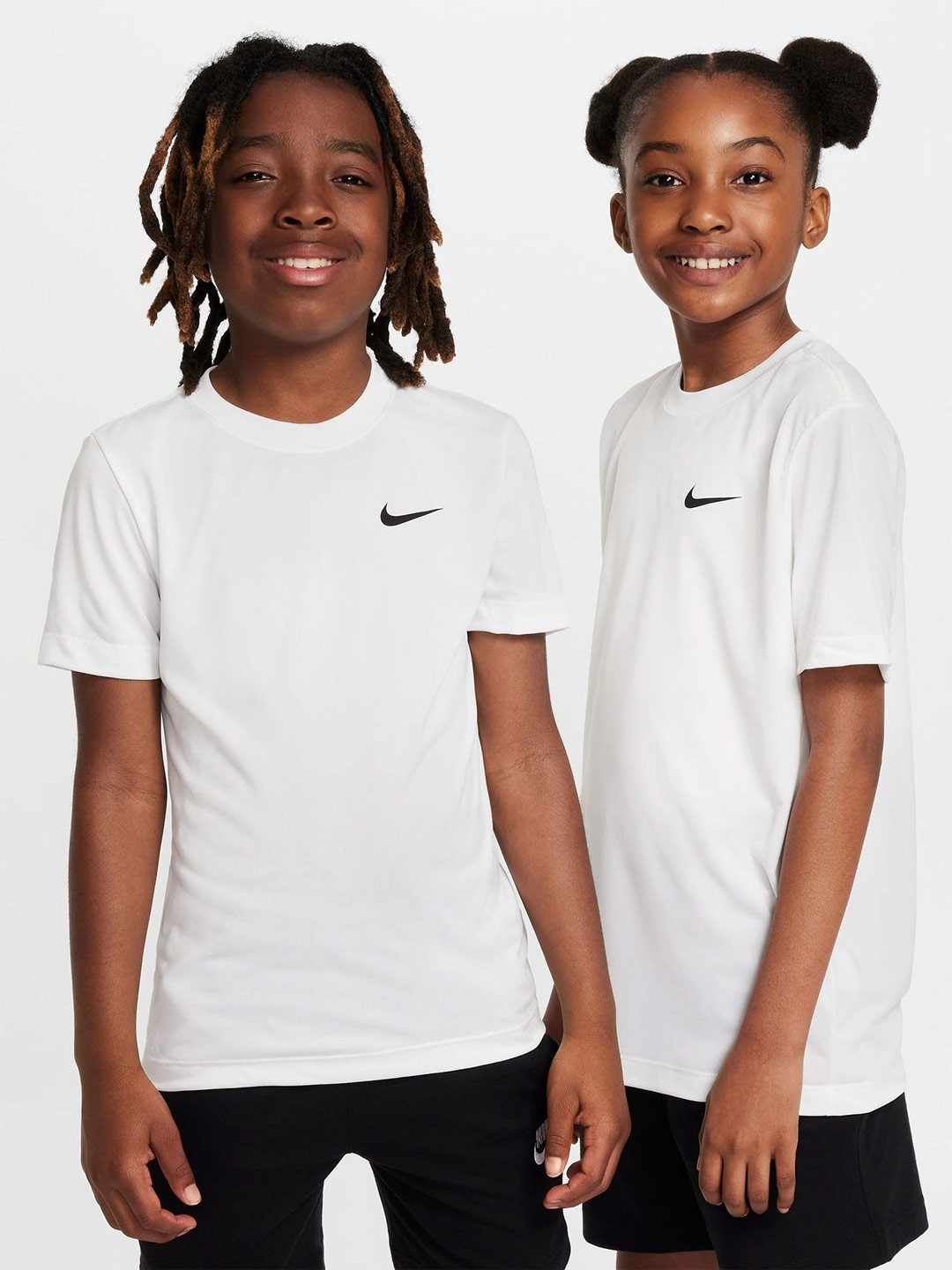 

Nike Kids Unisex Pack Of 2 Solid Round Neck T-Shirts, White