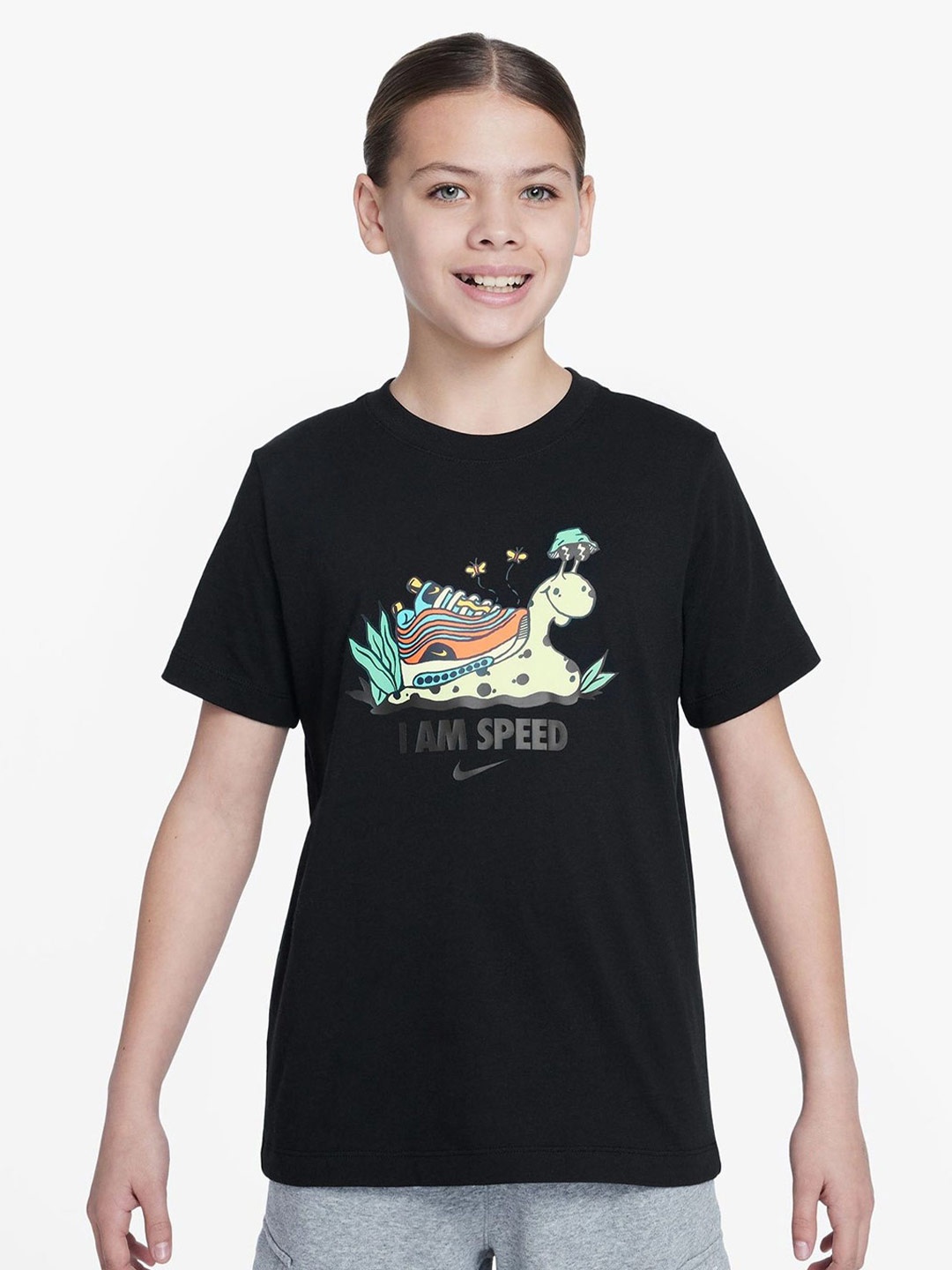 

Nike Sportswear Older Kids' T-Shirt, Black