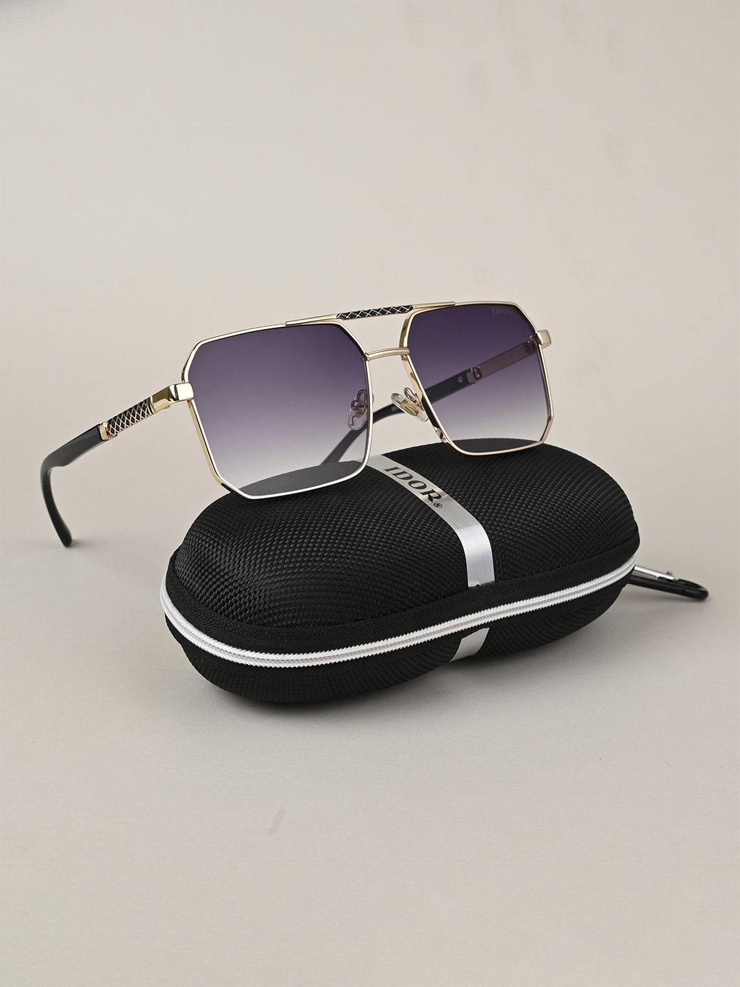 

IDOR Unisex Square Sunglasses with UV Protected Lens ID-56051-GD-GRY, Grey