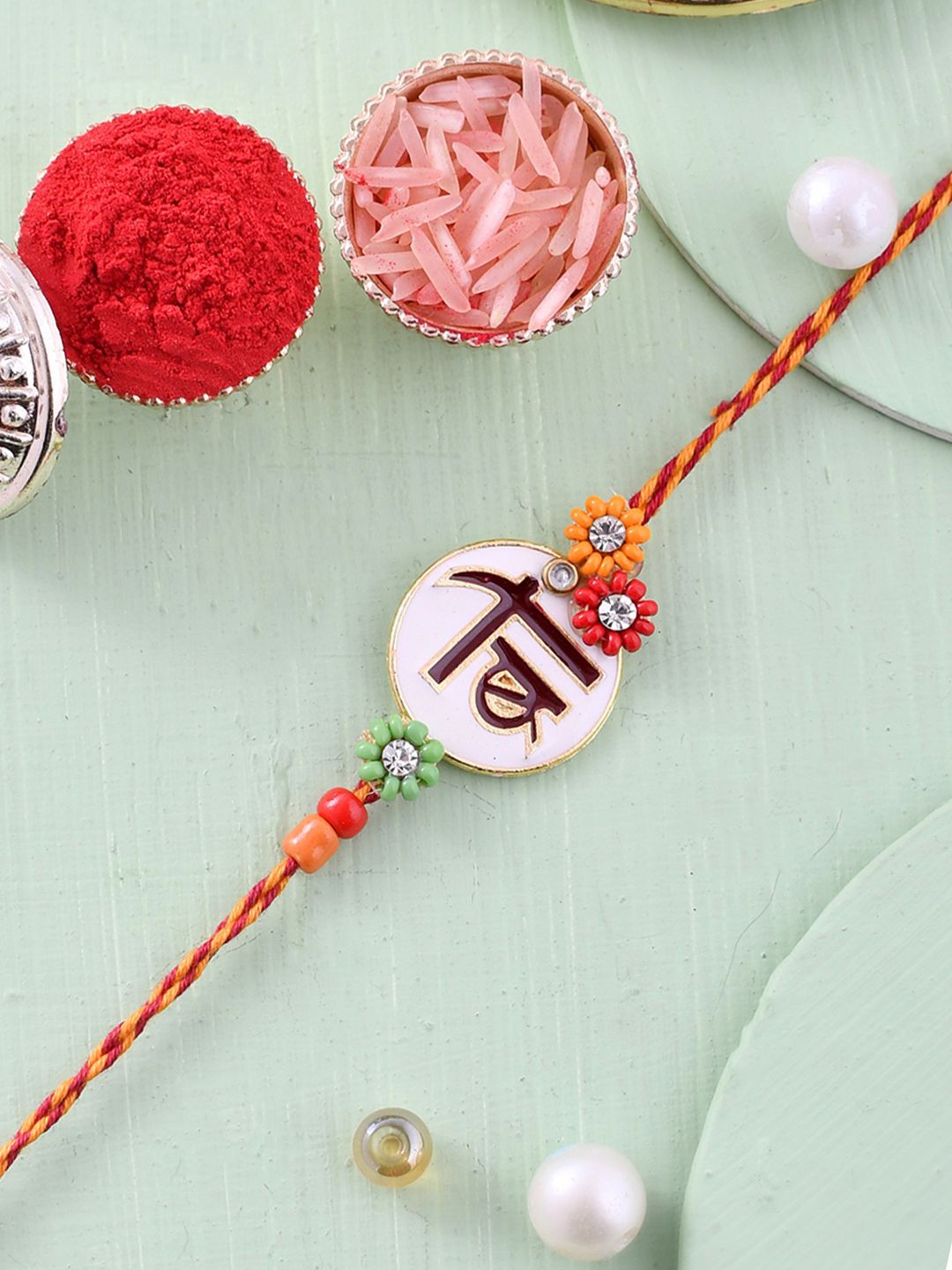 

Aapno Rajasthan Thread Rakhi, White