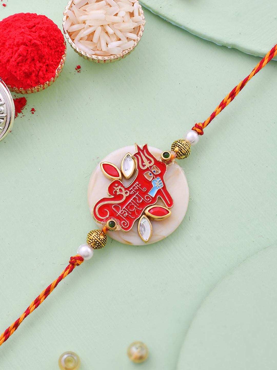 

Aapno Rajasthan Thread Rakhi, Gold